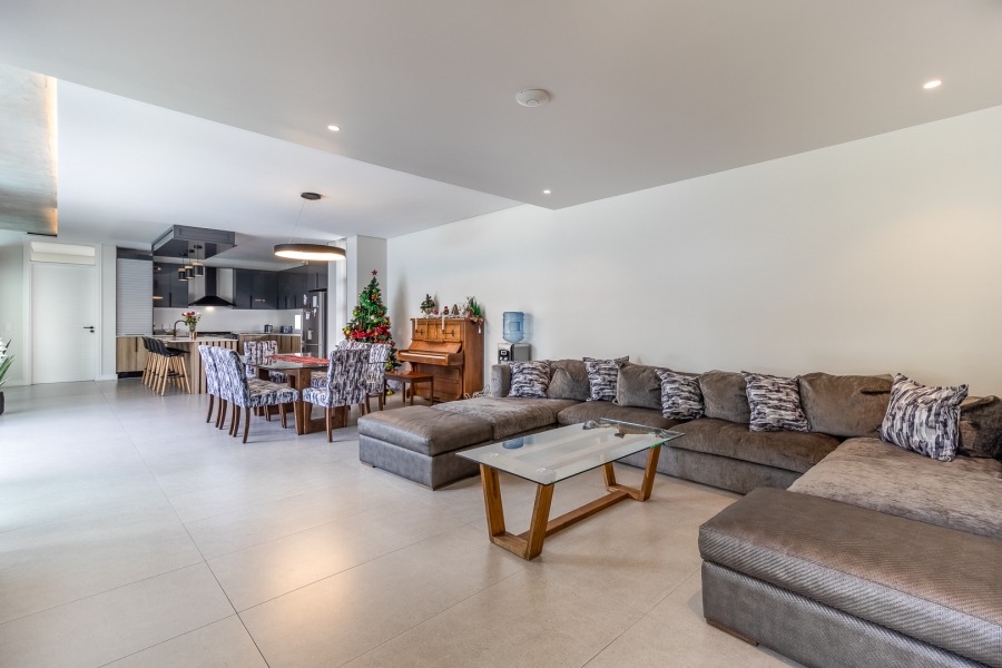 6 Bedroom Property for Sale in Pearl Valley at Val de Vie Western Cape